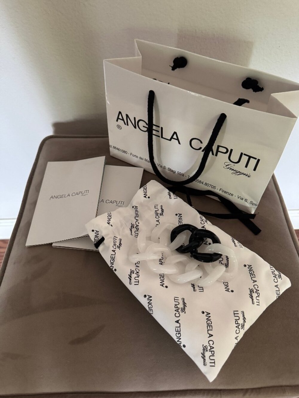 Angela Caputi Giuggiù Black & White Resin Chunky Chain Link Bracelet Italy NWT